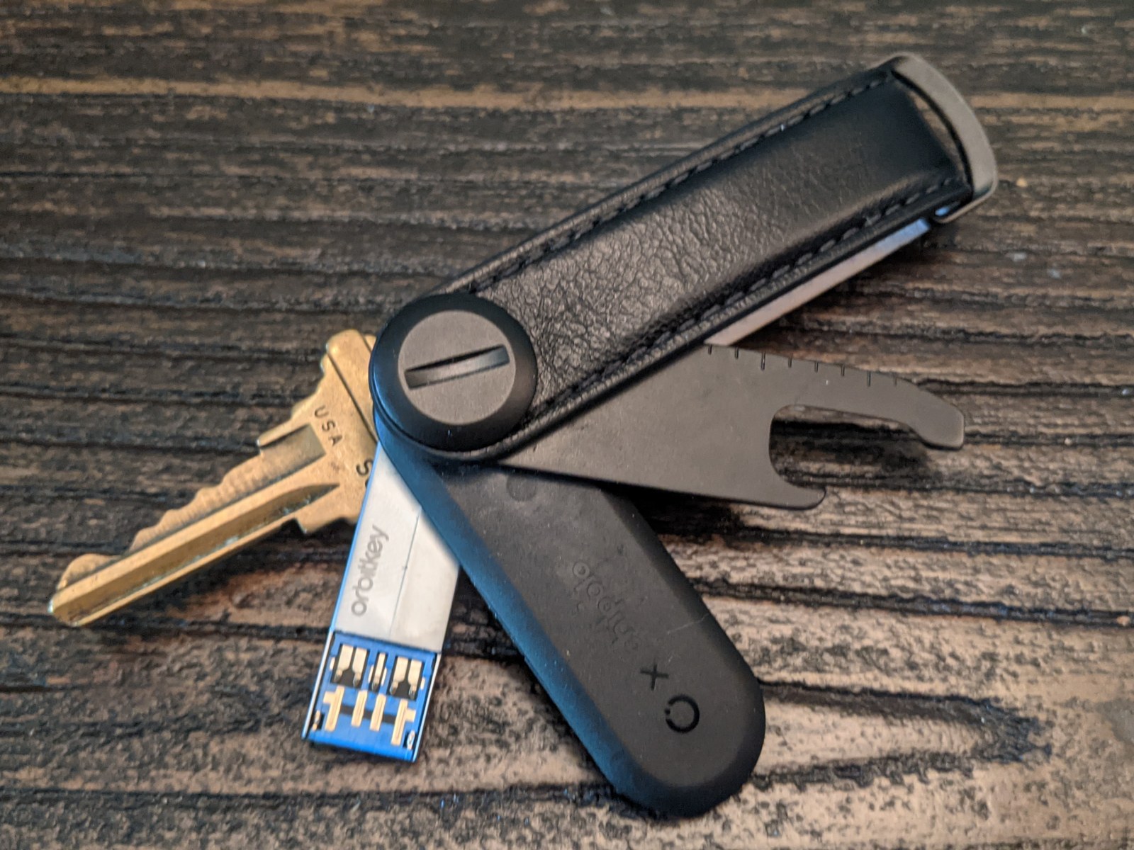 Orbitkey Review: Clever Carry Combines Tech Tools