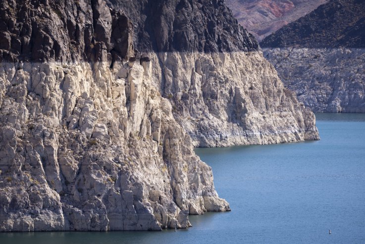 Low levels of Lake Mead