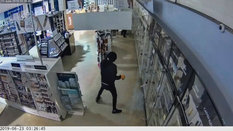 Robbery video