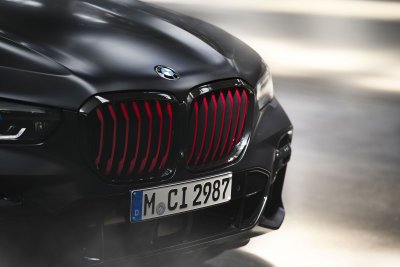 2022 BMW xDrive40i Vermillion Edition 2022 BMW xDrive40i Vermillion Edition