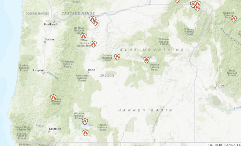 oregon wildfire map bootleg fire evacuations 
