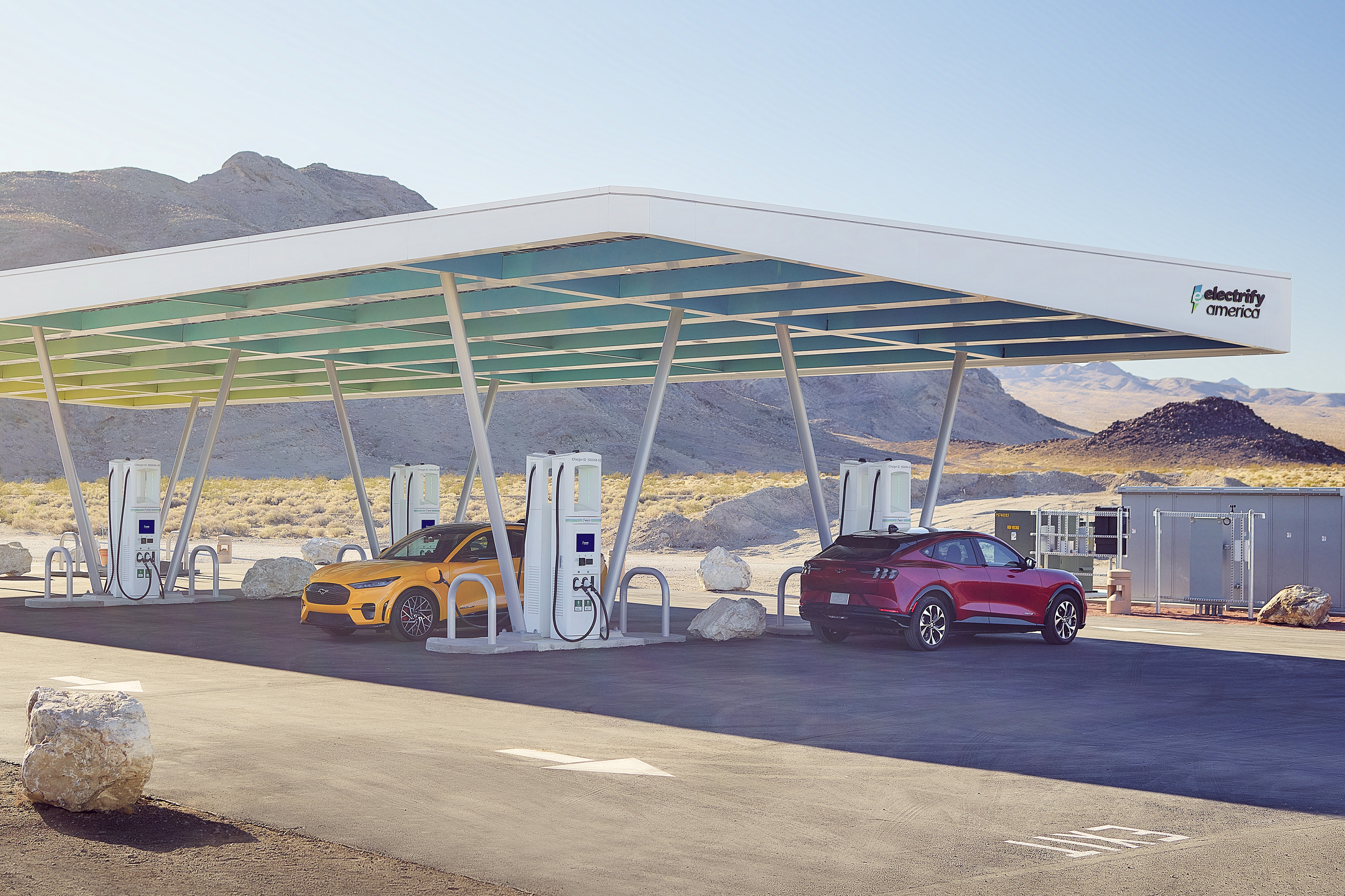 Electrify America Opens its Largest EV Charging Station in California