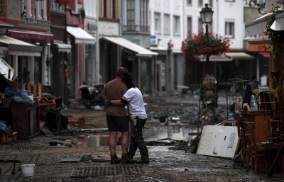 Europe wakes up to devastation from floods Europe wakes up to devastation from floods