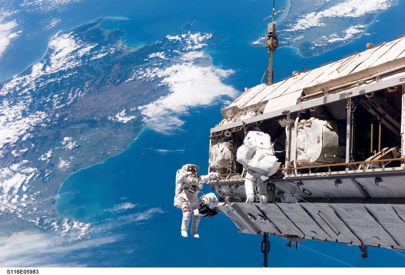 STS-116