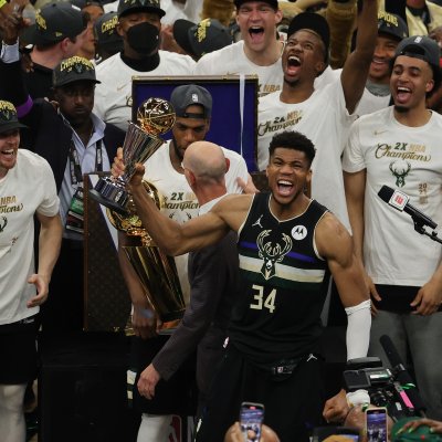 Giannis Antetokounmpo of the Milwaukee Bucks Giannis Antetokounmpo of the Milwaukee Bucks