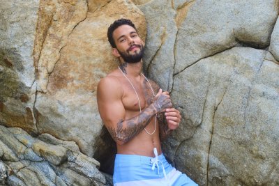 Igor Paes too hot to handle Igor Paes too hot to handle