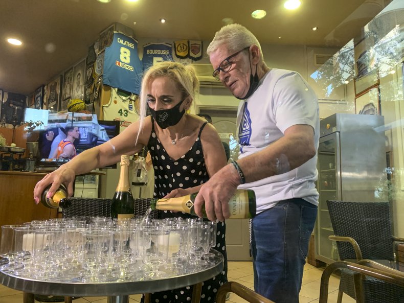 Greek Cafe Celebrates Bucks Win