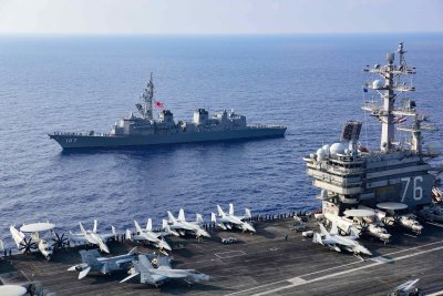 U.S. and Japan Forces Train In Pacific U.S. and Japan Forces Train In Pacific