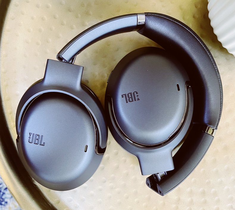 JBL Tour One