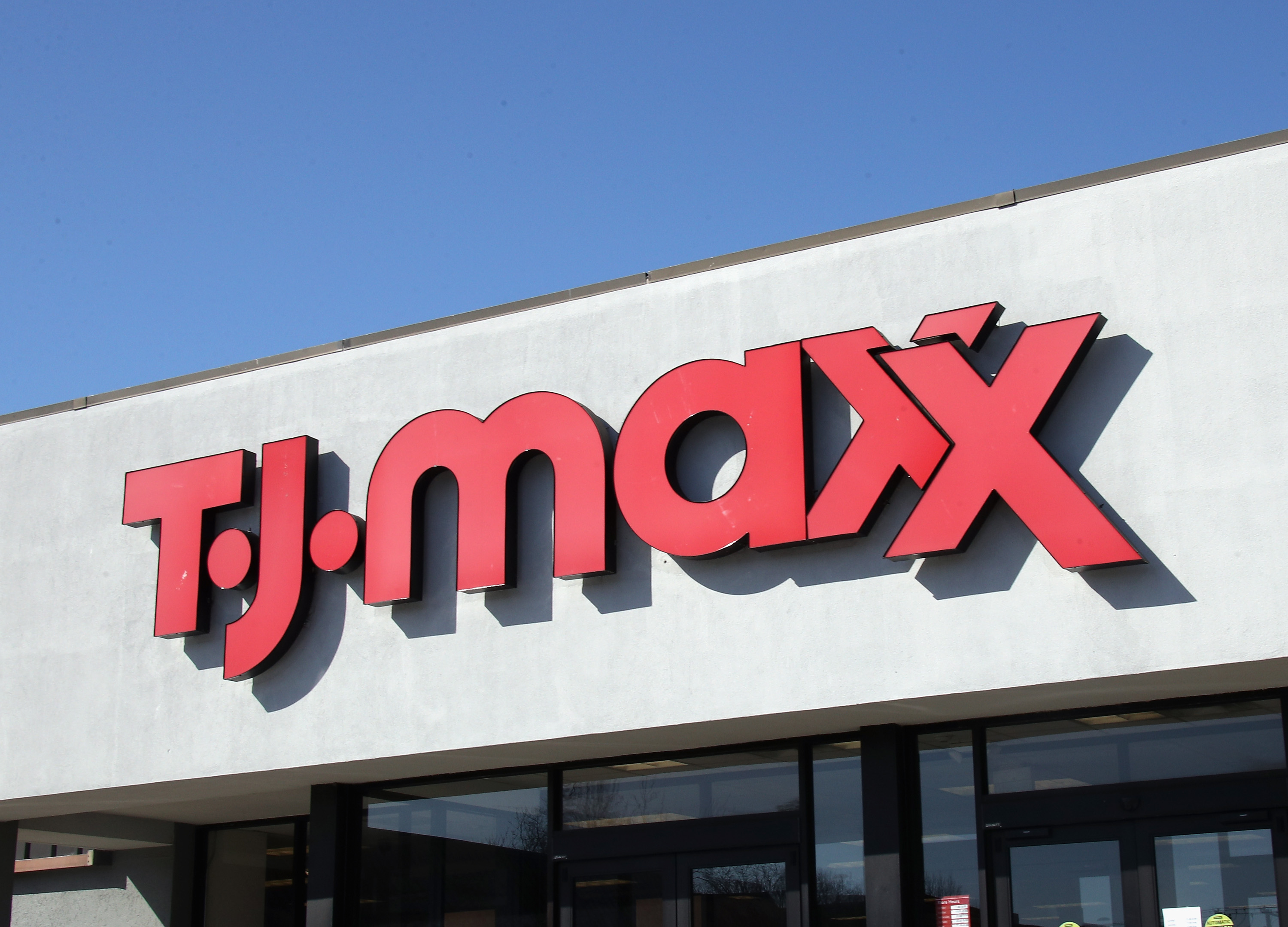 TJMAXX. T.J. Maxx. TJ Maxx logo. Tjmax что это.