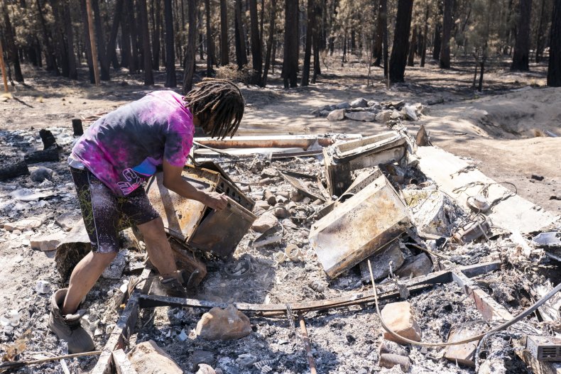 Bootleg Fire Destroys Oregon Homes