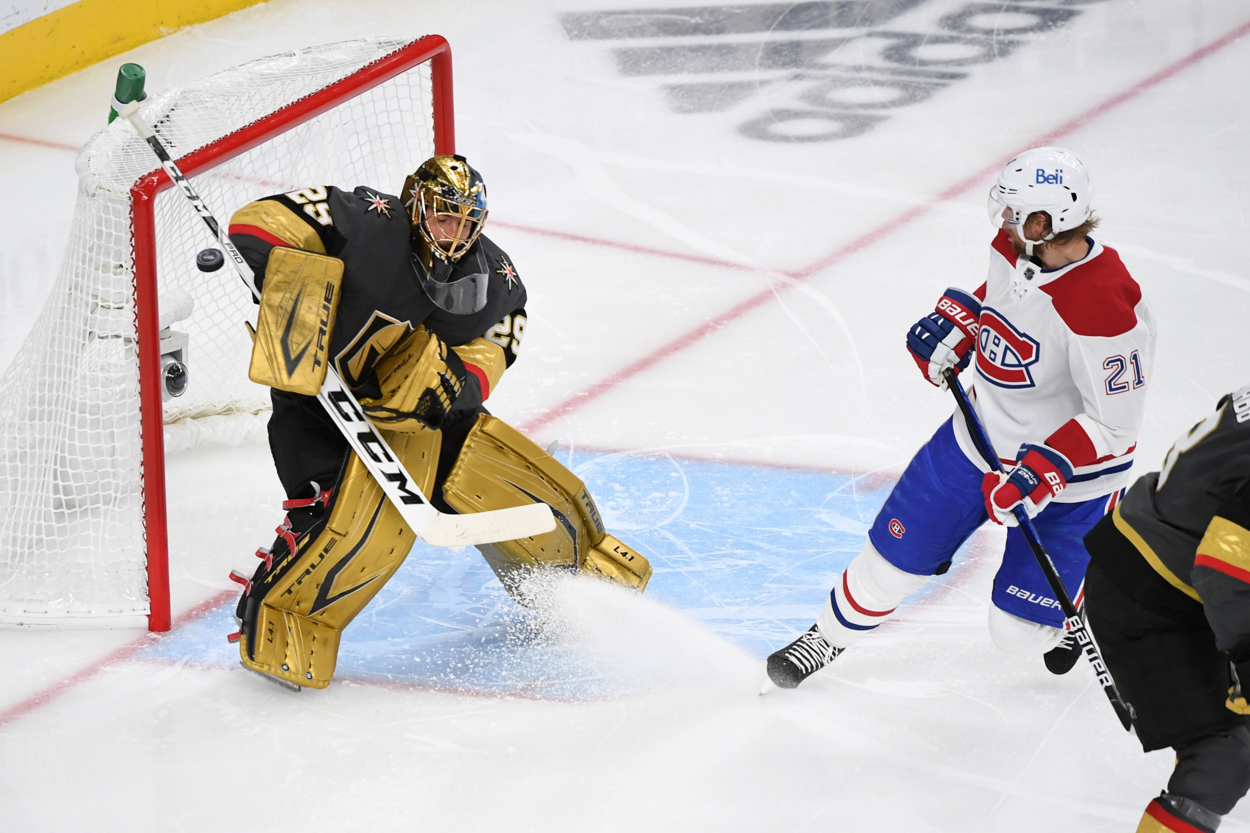 Golden Knights Trade Fleury to Blackhawks - The Hockey News