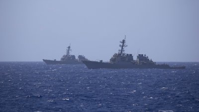U.S. Navy Warship Conducts Taiwan Strait Transit