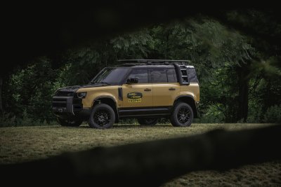 2022 Land Rover Defender Trophy Edition 2022 Land Rover Defender Trophy Edition