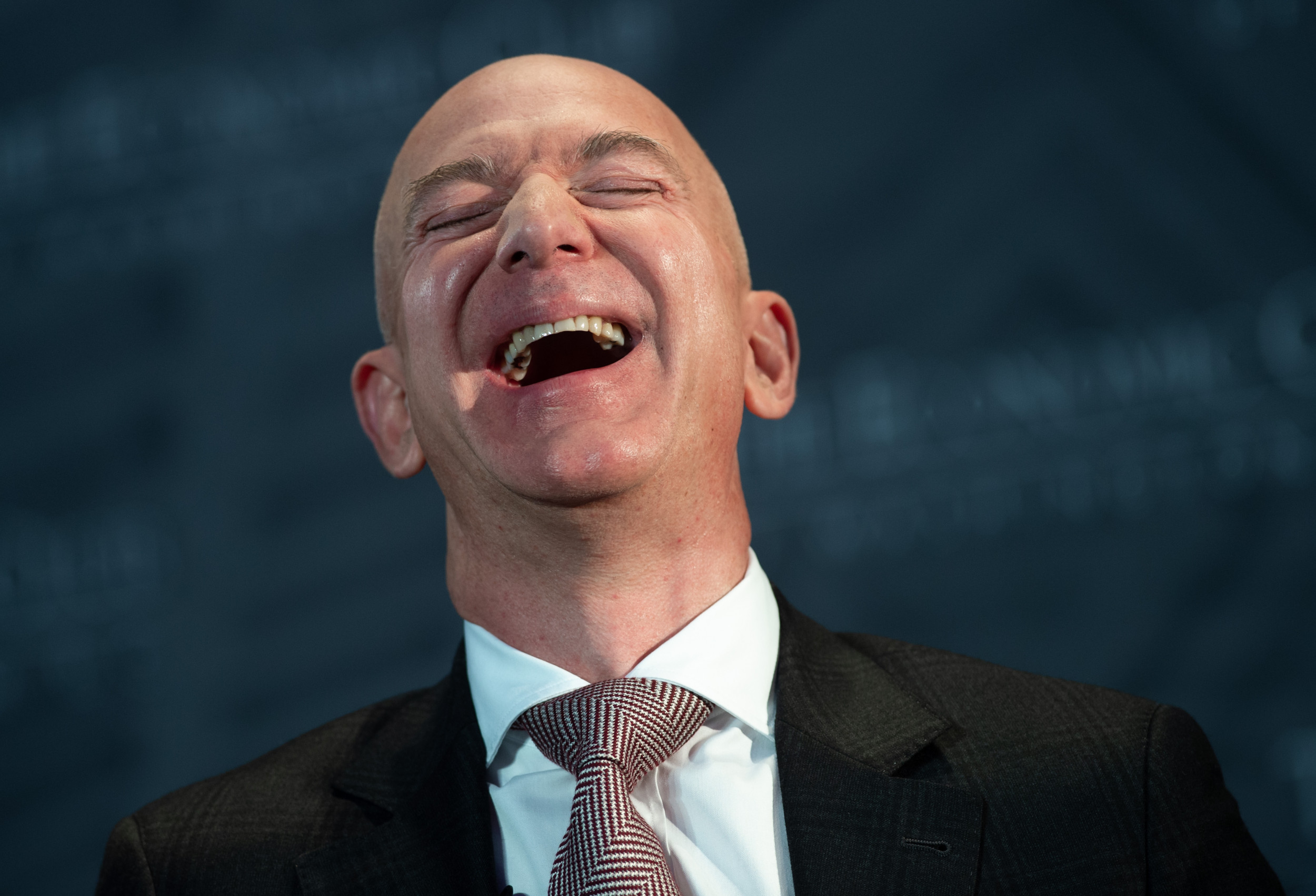 People Think Jeff Bezos' Laugh Has Become More Villainous As He's Grown  Richer