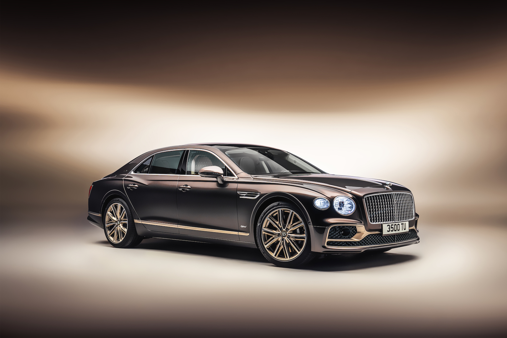 Bentley Flying Spur Hybrid Odyssean