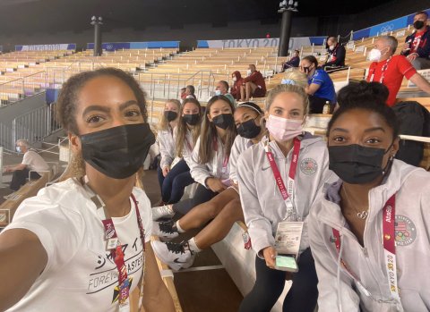 Danusia Francis with other Olympic gymnasts