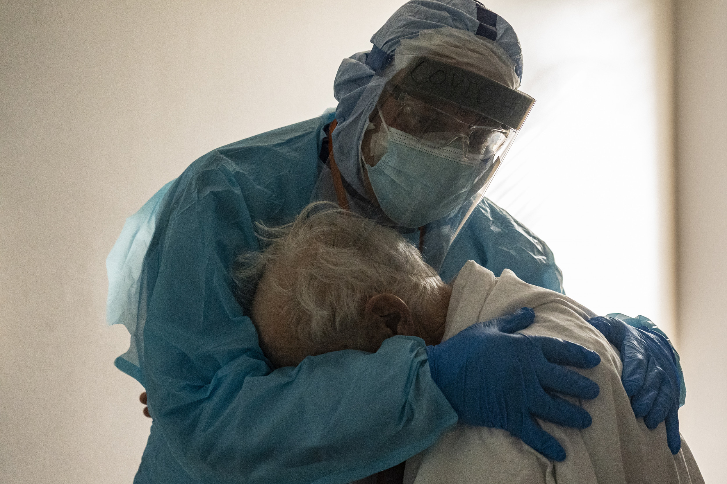Americans Who Think Pandemic Will Last Through 2022 More Than Doubled in Last Month: Poll