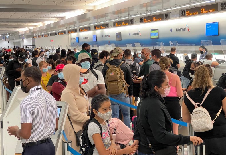 American Airlines Cancels 300 Flights