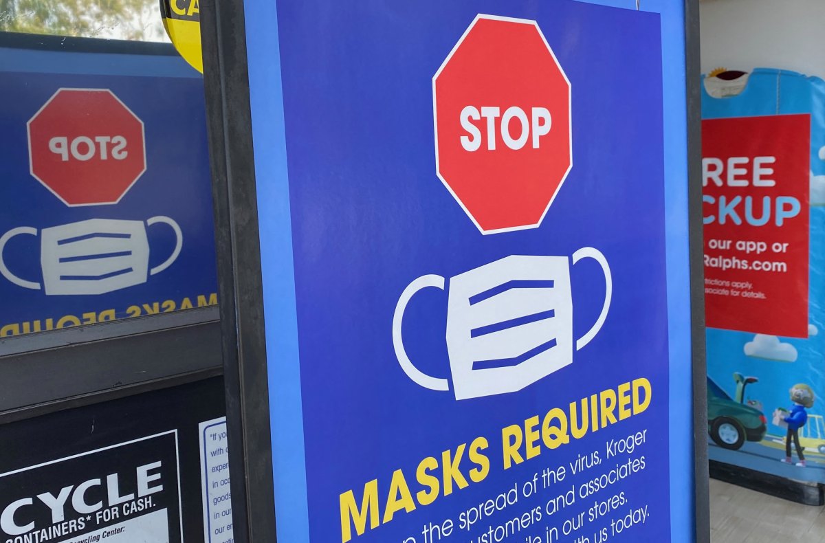 A mask sign at a California store.