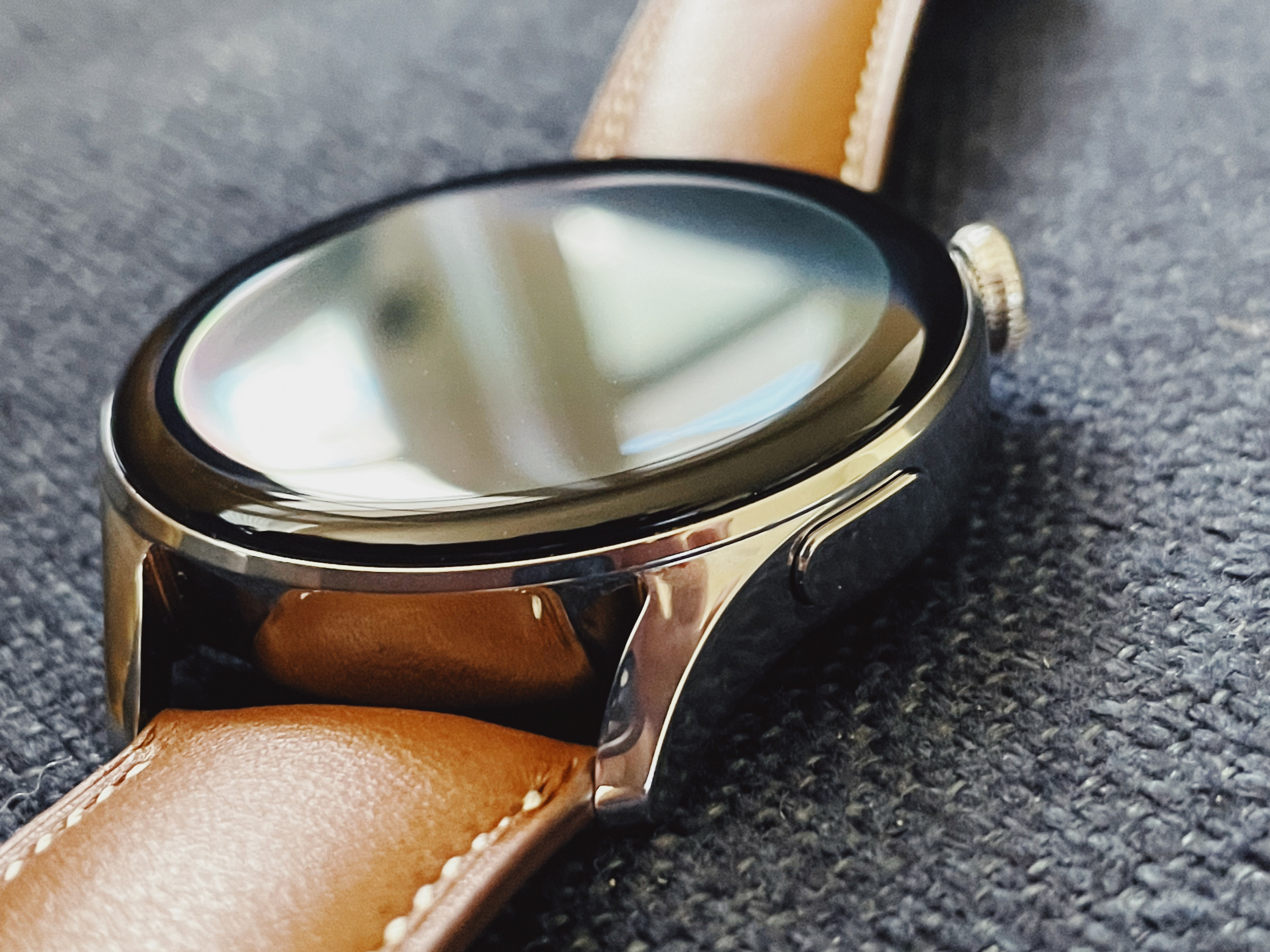 New Round Shape High-definition Resolution Waterproof Smart Watch –  http://theshopvalley.com
