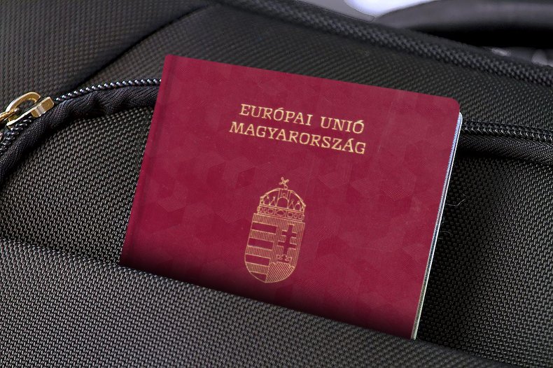 Hungarian passport