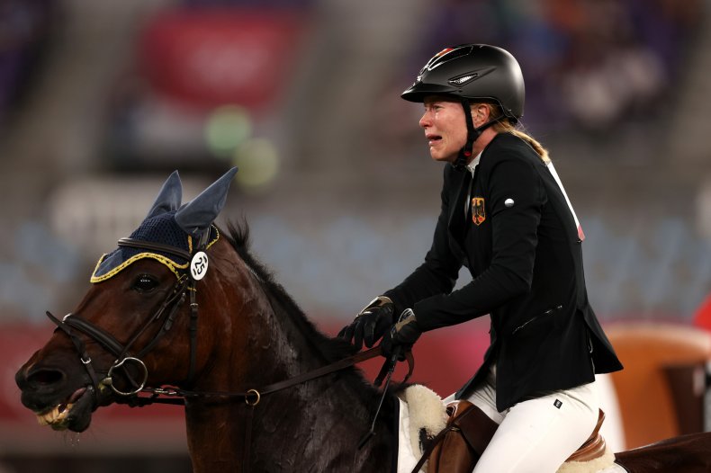 Annika Schleu in Tears During Riding Discipline