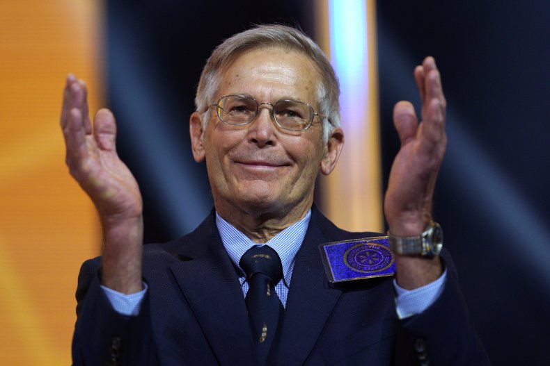 Jim Walton at Walmart shareholders meeting