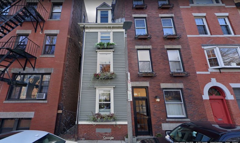 Google map image of Boston's skinny house.