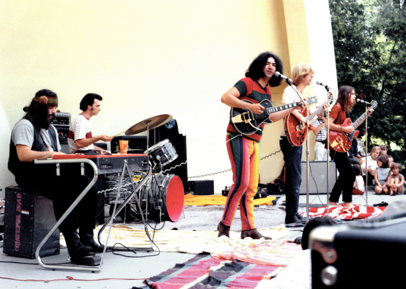 The Grateful Dead