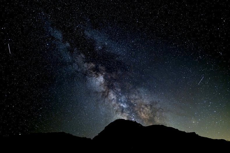 Le Perseidi e la Via Lattea sopra la Spagna