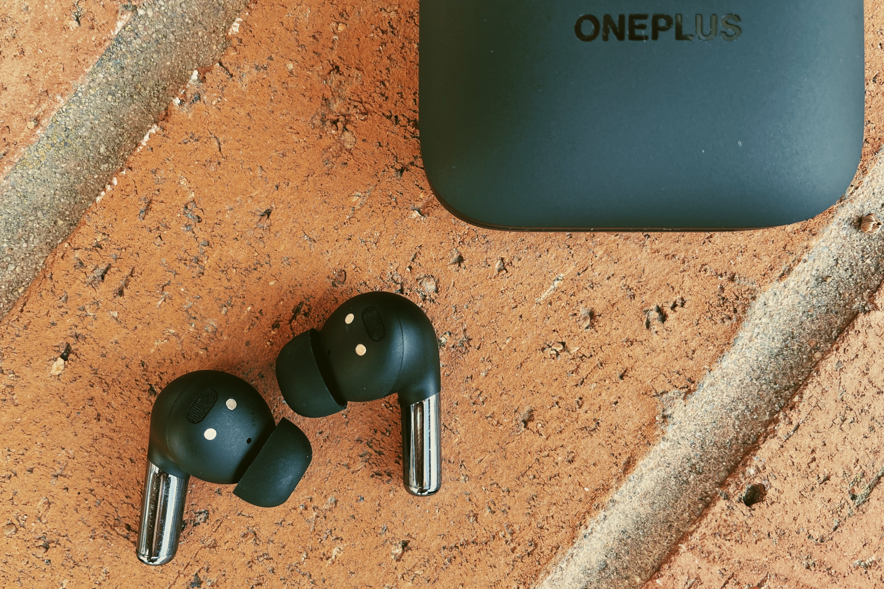  OnePlus Buds Pro Wireless Earbuds