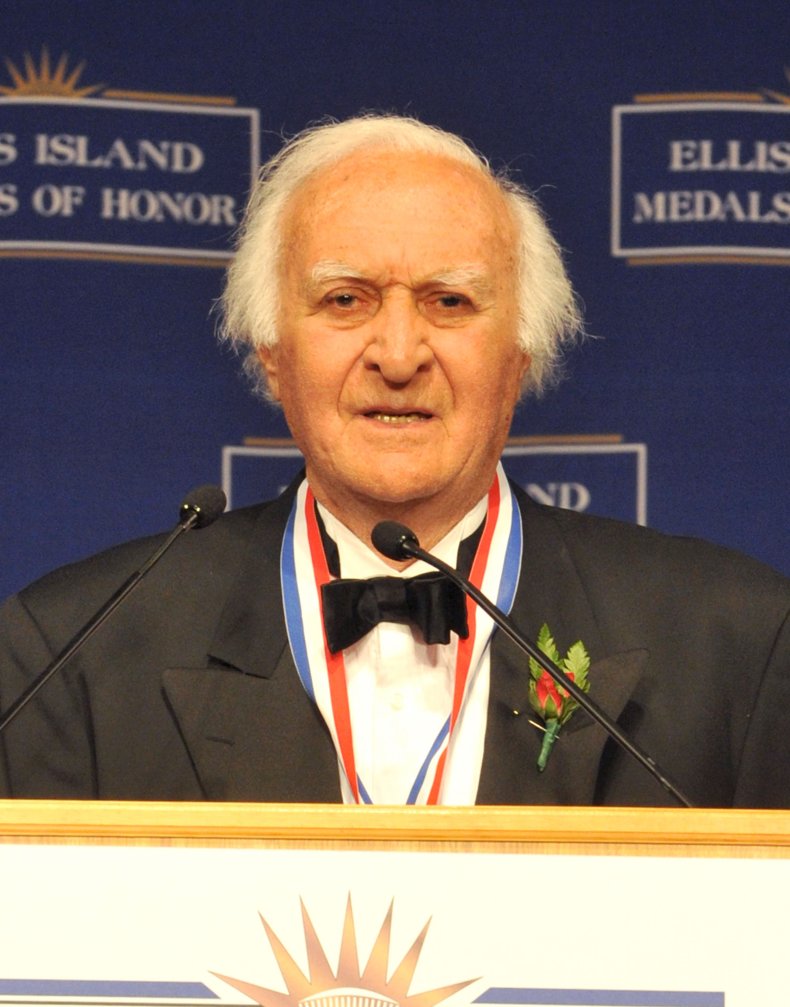 Robert Loggia at Ellis Island ceremony