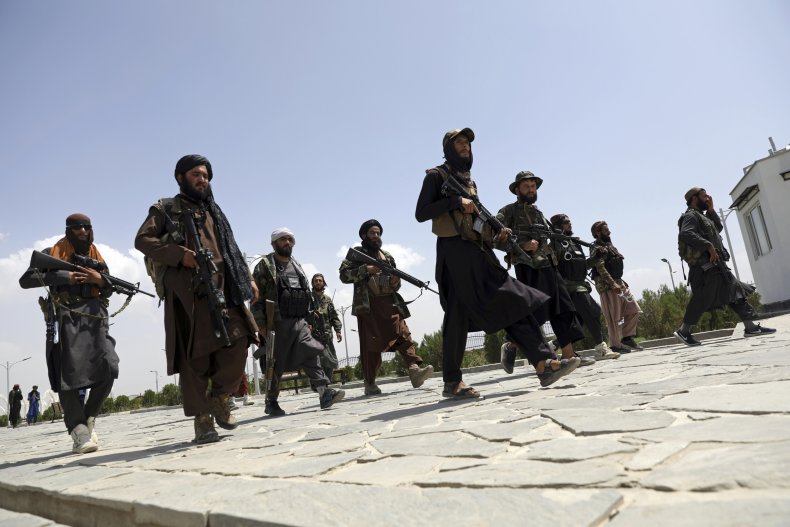 Small Protests Against Taliban Popping Up in Some
Afghanistan Provinces 2 Taliban cracks down on protests