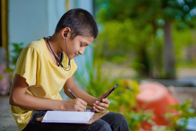 Child attending virtual class