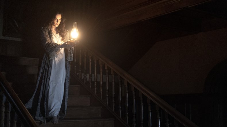 Emily Hampshire in Chapelwaite