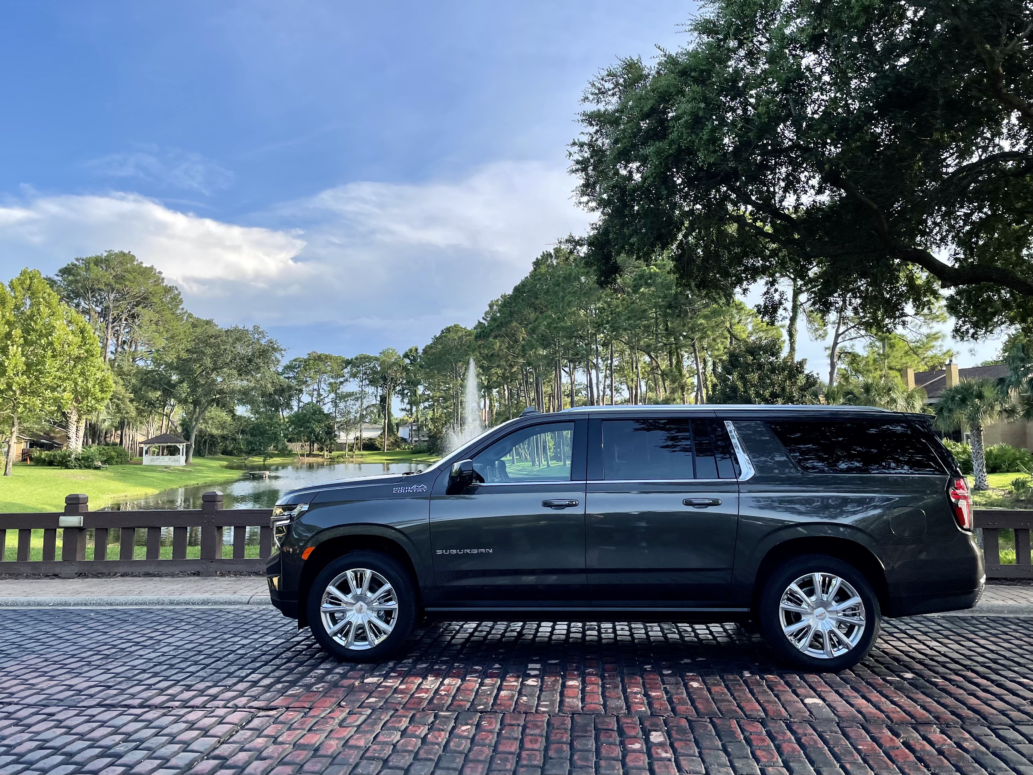 17 Features on the 2021 Chevrolet Suburban That Make Road Tripping