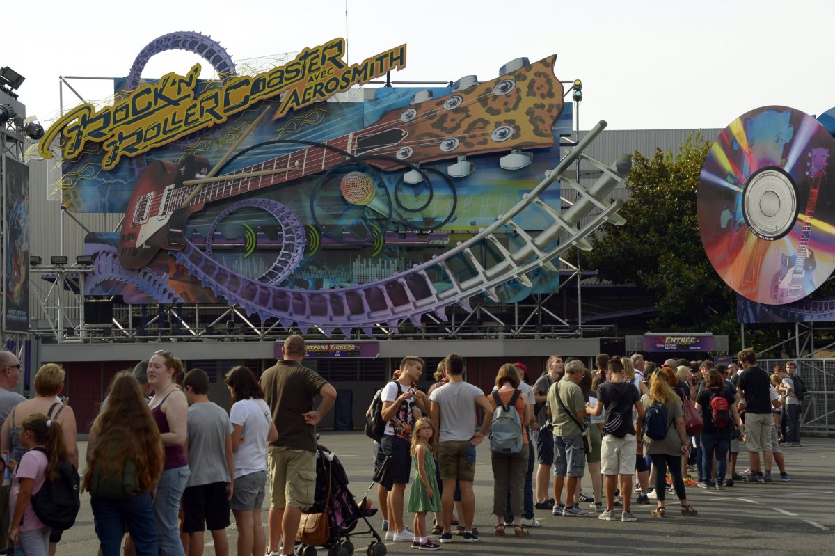 Rock' n Roller coaster at Disney Paris