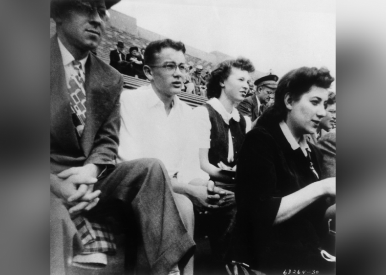 1949: graduation from high school
