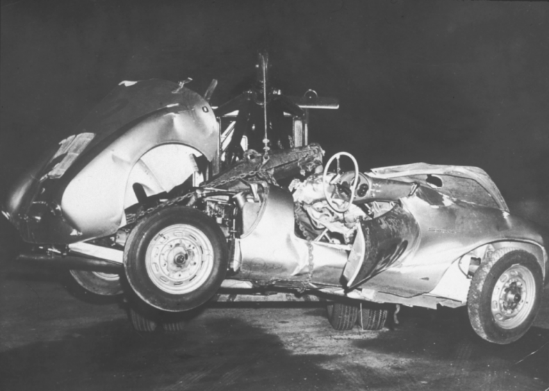1955: Fatal accident on the road