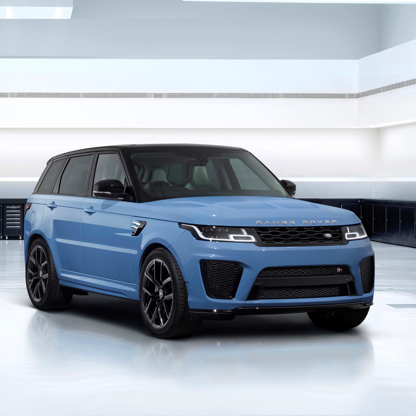 Range Rover Sport SVR is the Fastest, Most Powerful Land Rover Sells