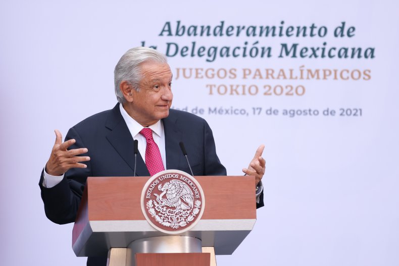 Mexican President Speaks During Paralympics Delegation