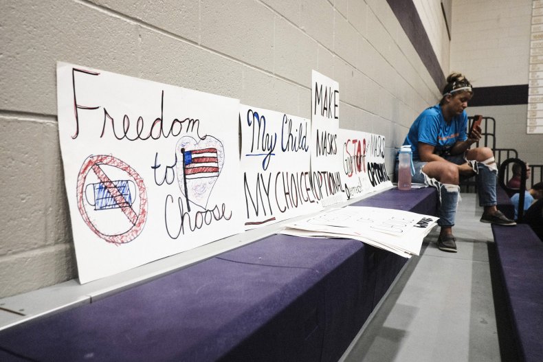 School vaccine mandate protest