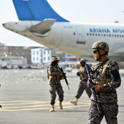Taliban fighters arrive at Kabuls airport Taliban fighters arrive at Kabuls airport