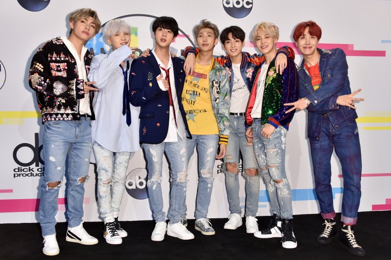 2017 American Music Awards - Press Room