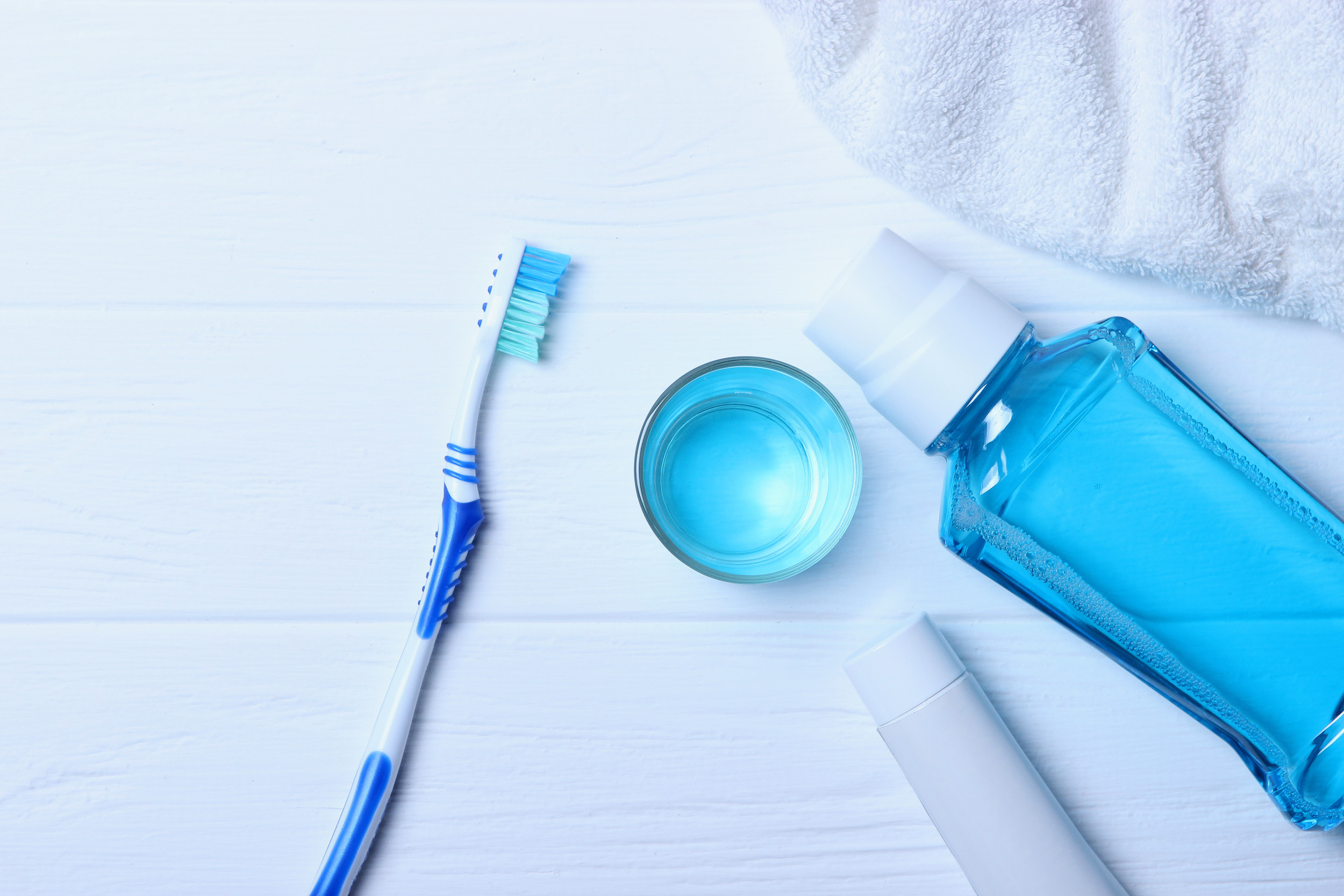 Dentist Debunks Toothpaste Dispenser TikTok Trend: ‘Worst Combination’