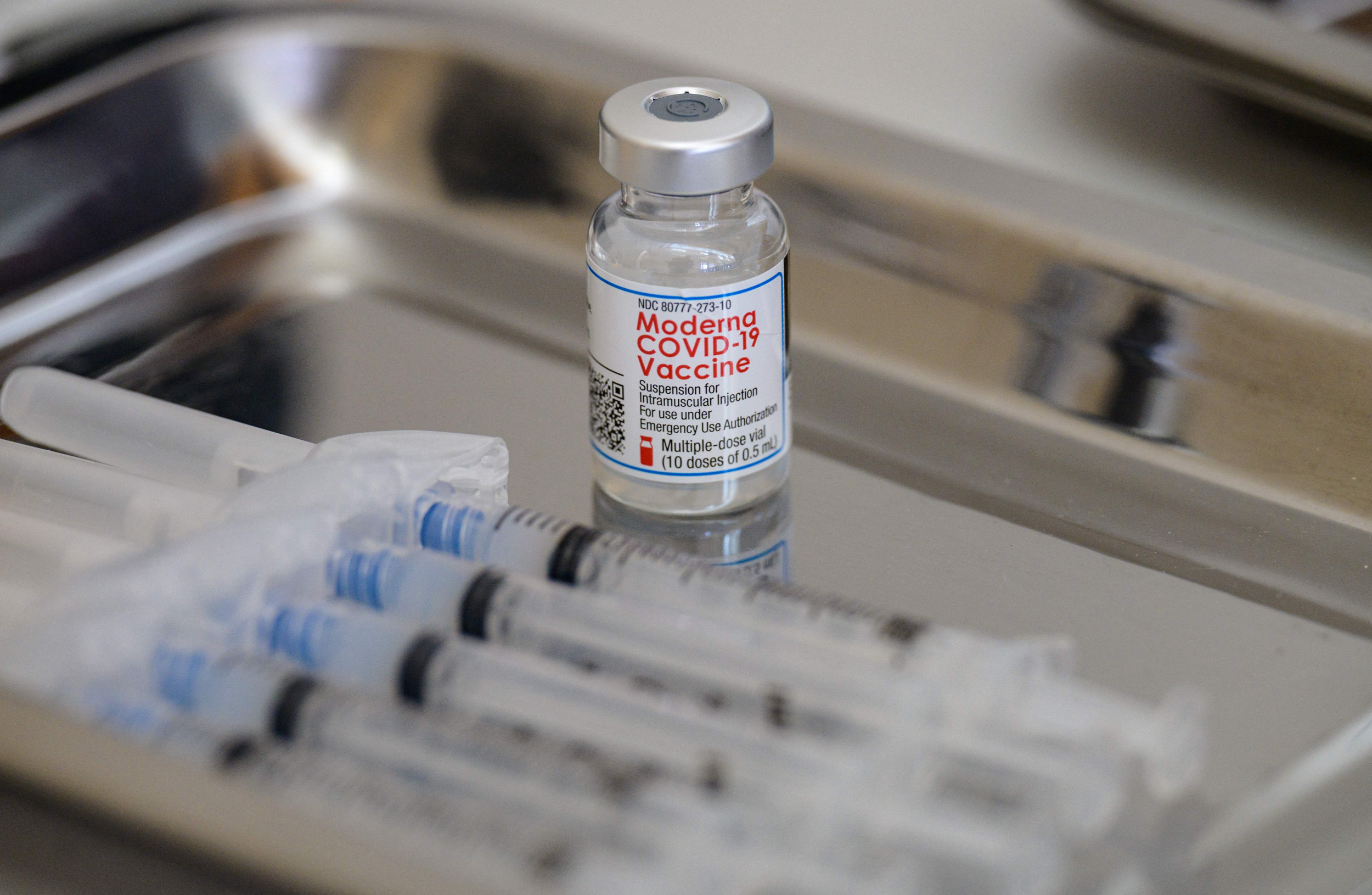 Couple Died from COVID Two Days Apart After Misinformation Led Them to Distrust Vaccine