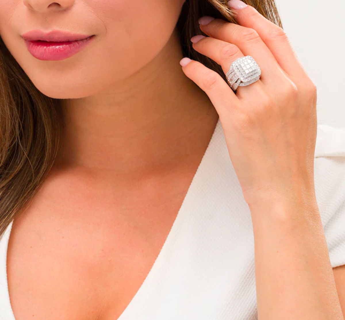 13 Best Places to Buy Engagement Rings Online