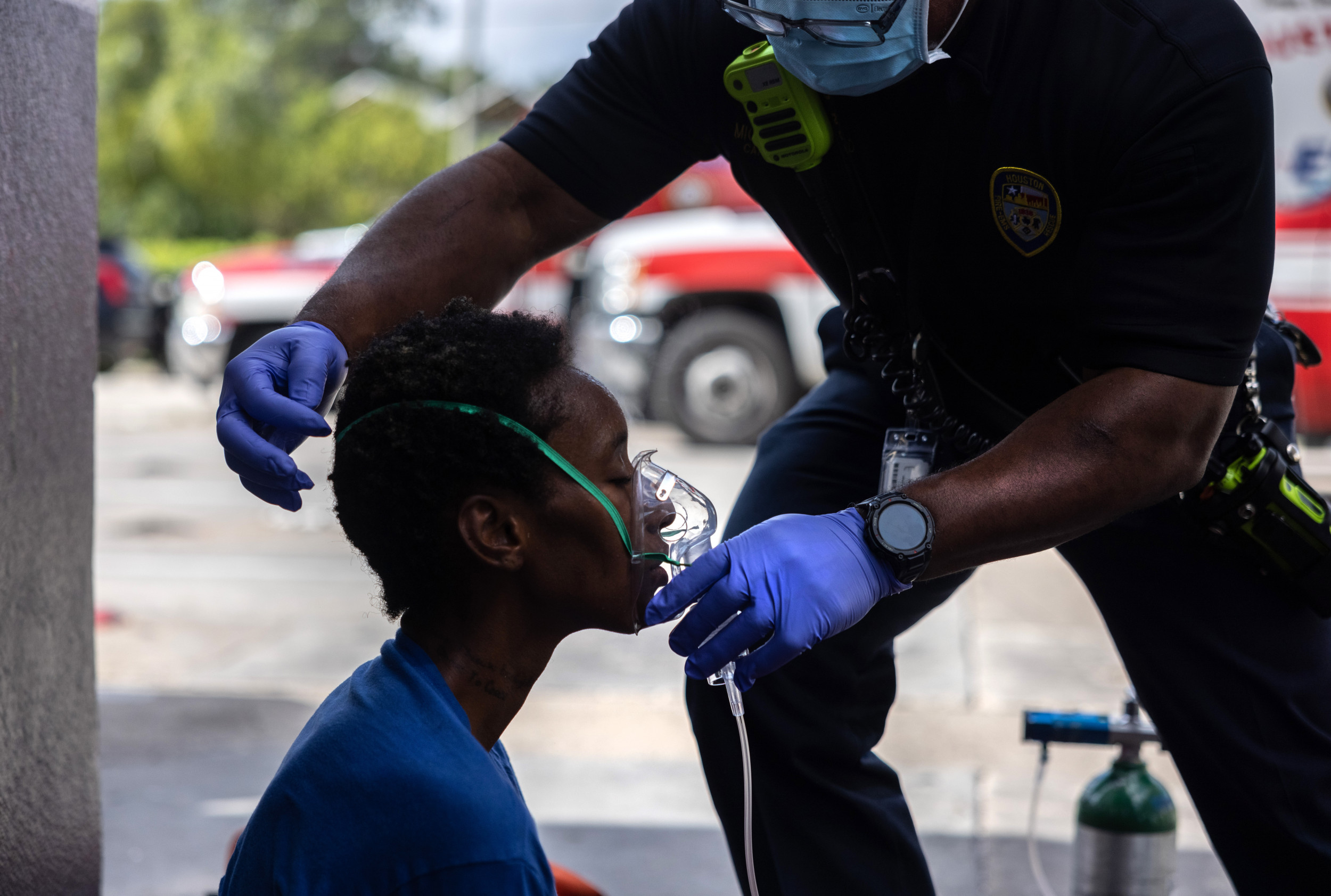 Texas Doctors Say 'Governor Abbott Has Failed Us' Amid COVID Surge In ...