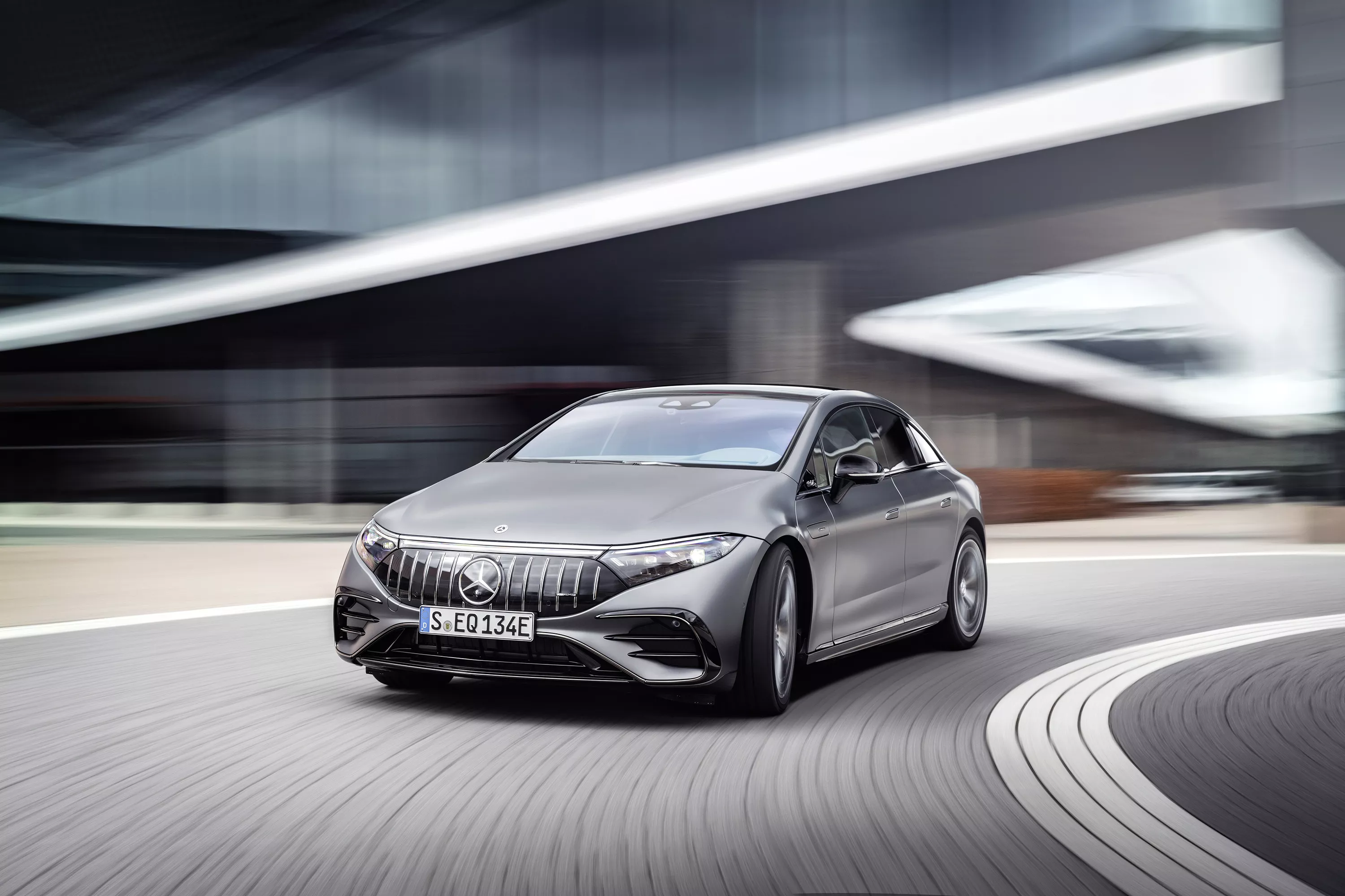 As EVs Gain Weight, Mercedes-Benz Focuses on Ride Quality For New EQS SUV - Vimarsana News